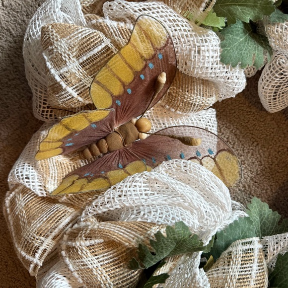 NEW Handmade Deco mesh Butterfly Wreath - Picture 6 of 7